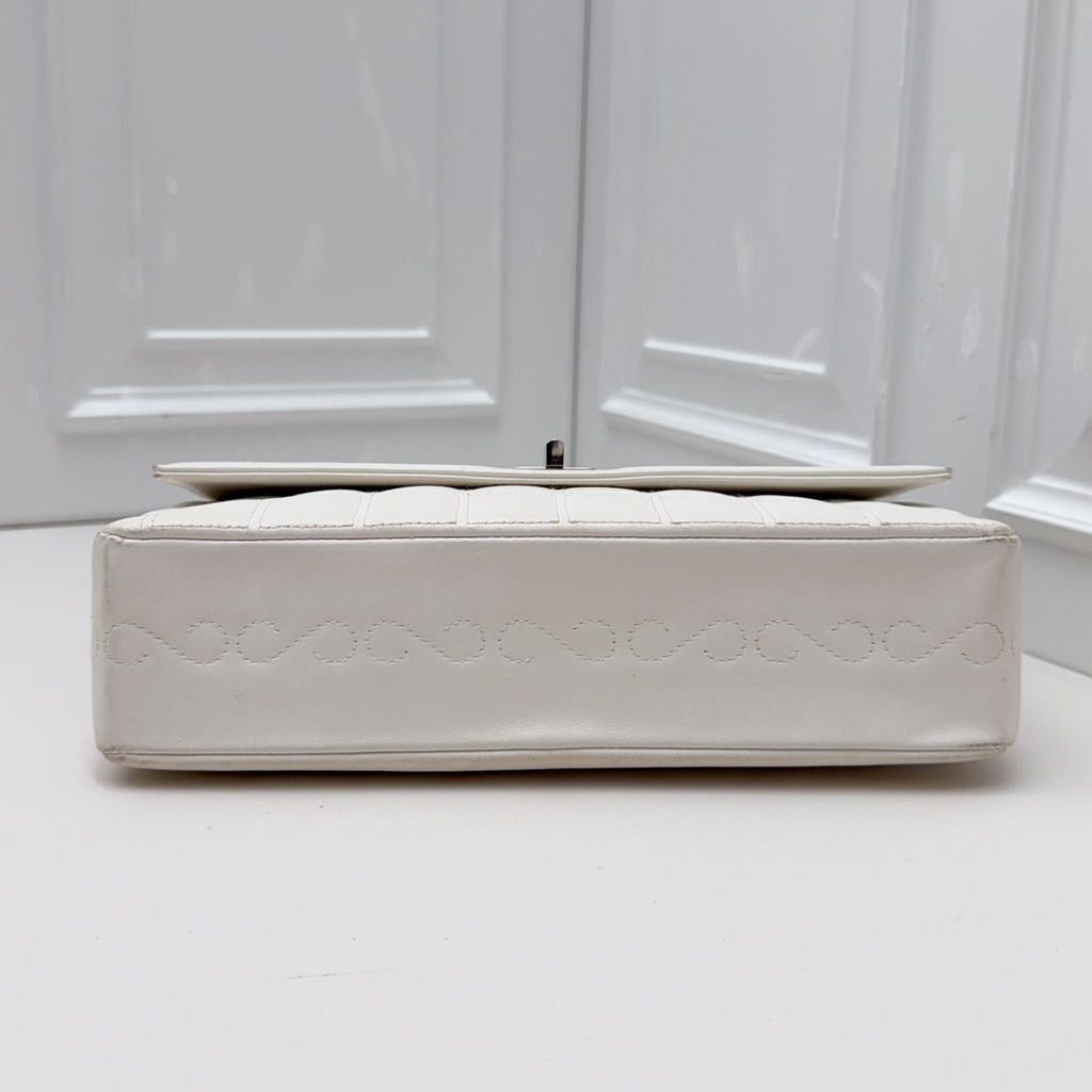 Chanel Square Quilt Flap Chain Shoulder Bag White Silver Used Women Classic
