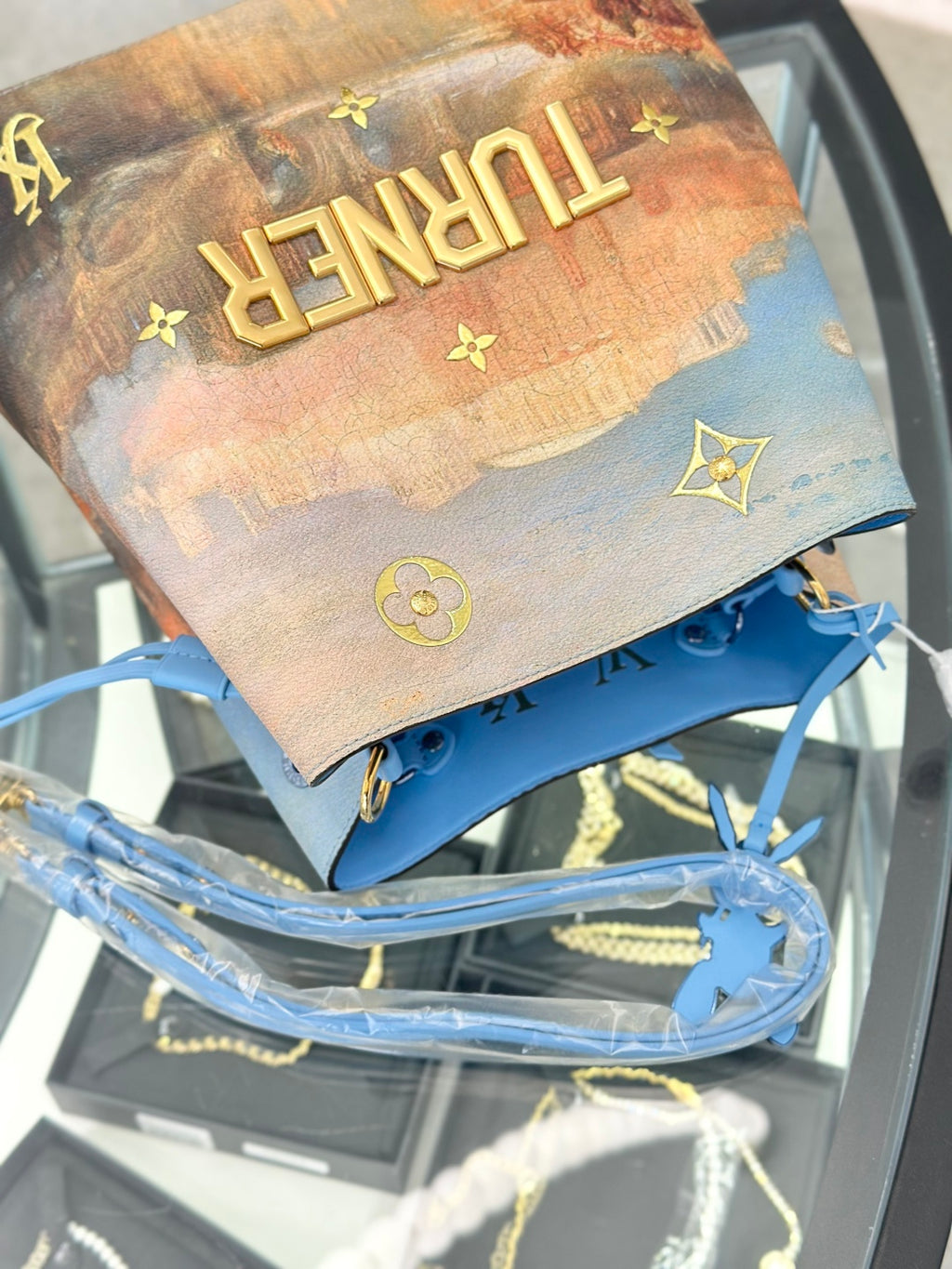 Louis Vuitton NOENOE Bucket Shoulder Bag Crossbody Women Fashionable S