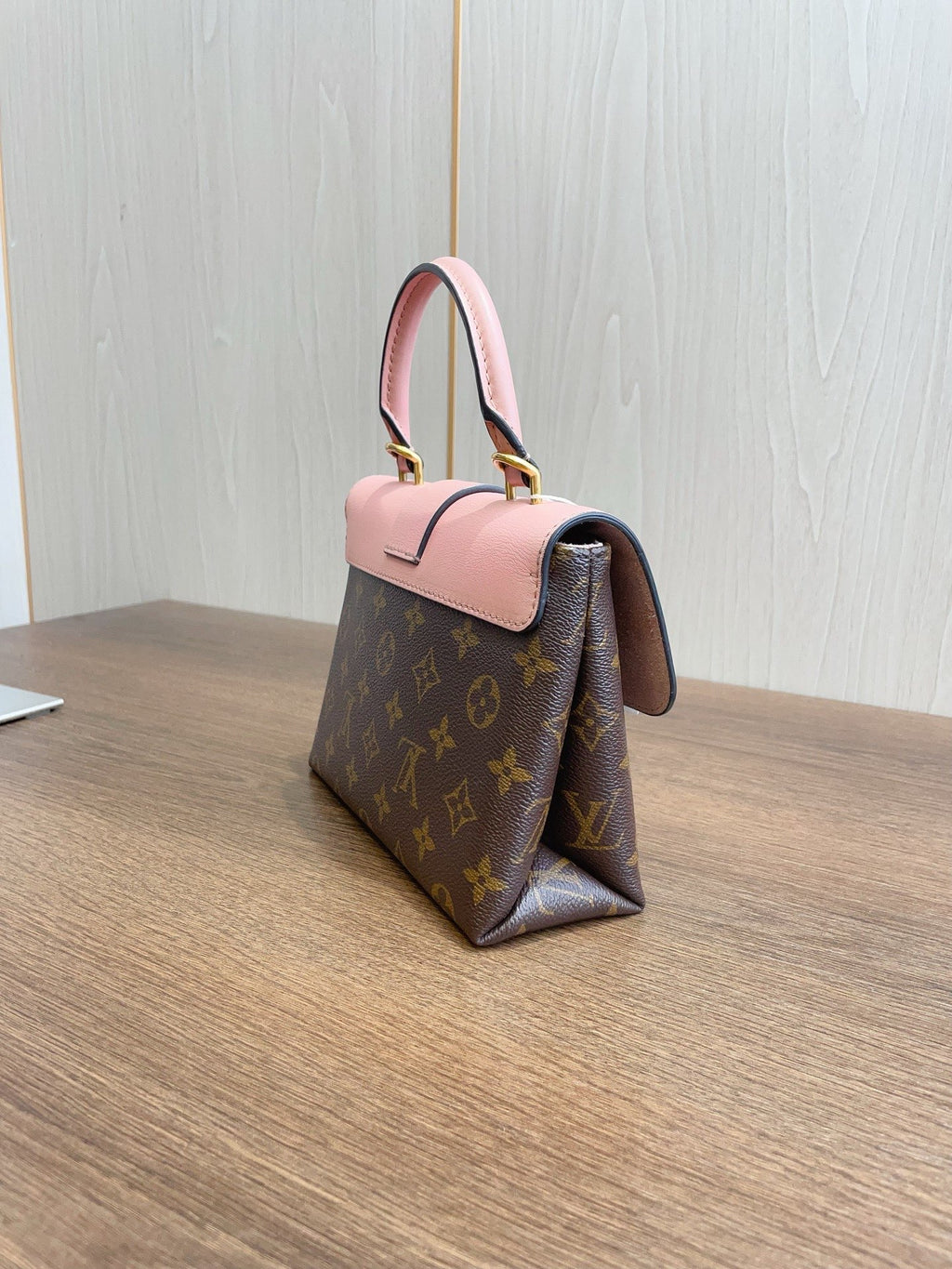 Louis Vuitton Locky BB Locking Handbag Daily Casual Pink Monogram