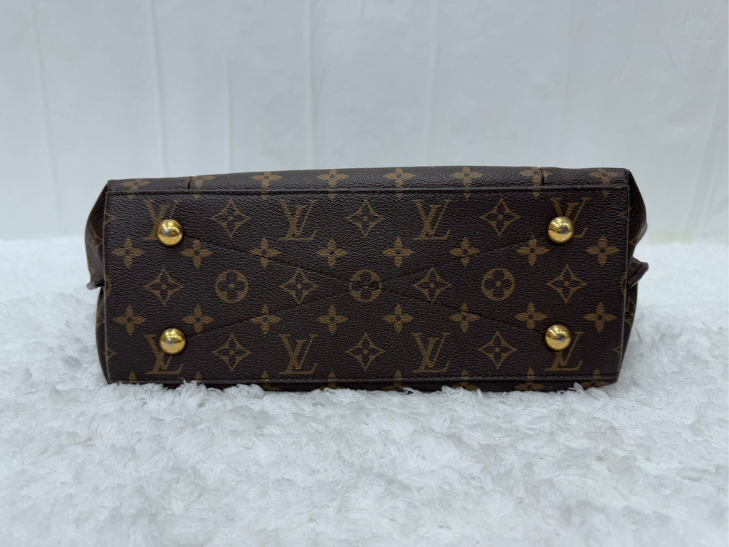 Louis Vuitton | Monogram Hyuna Hobo Airport Bag - Pre-owned | Authentic Pre-Owned Luxury