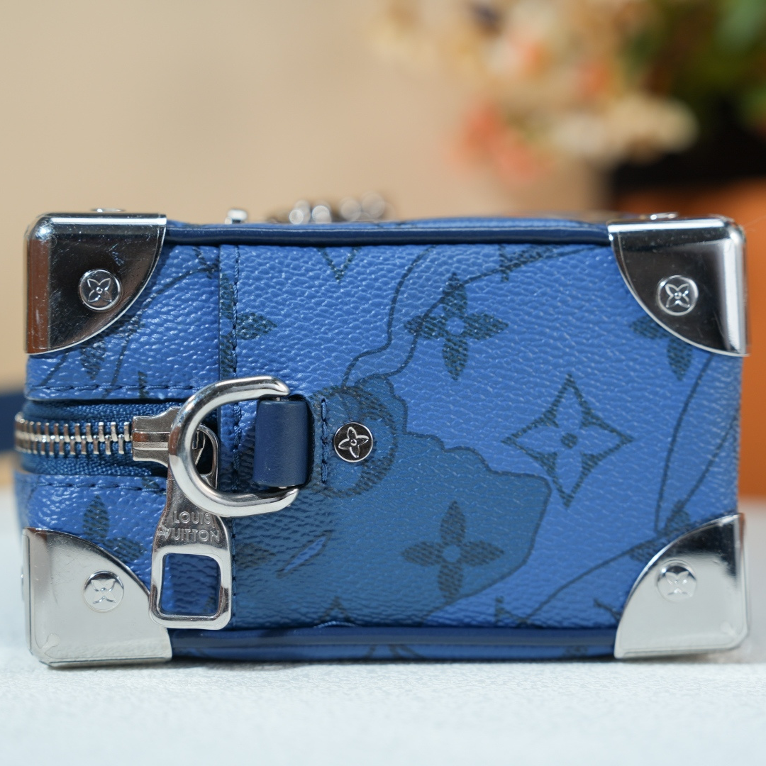 Louis Vuitton Soft Trunk Monogram Blue Crossbody Chip Version Shw Excellent