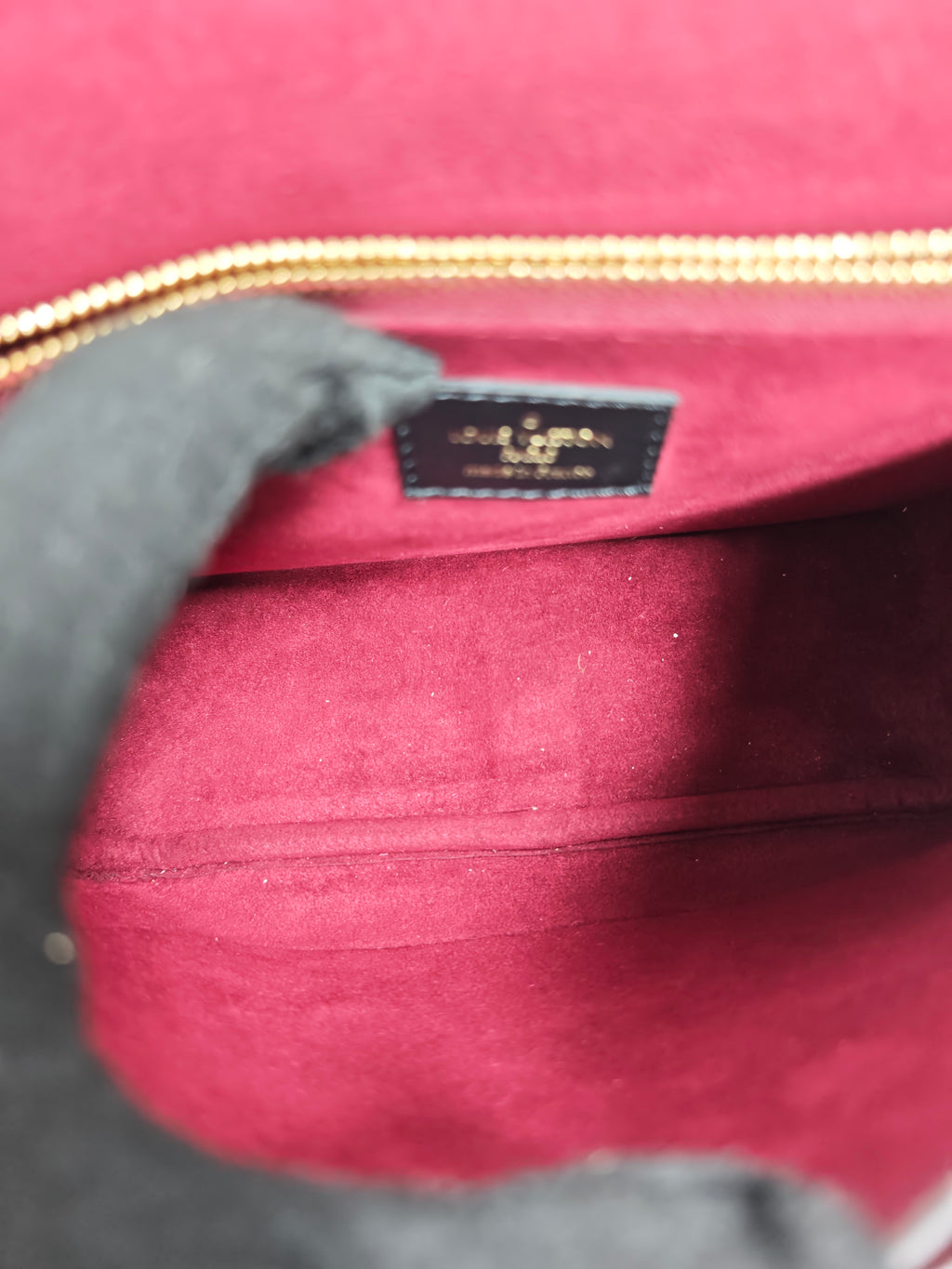 Louis Vuitton Passy Chain Bag. - Pre-Owned