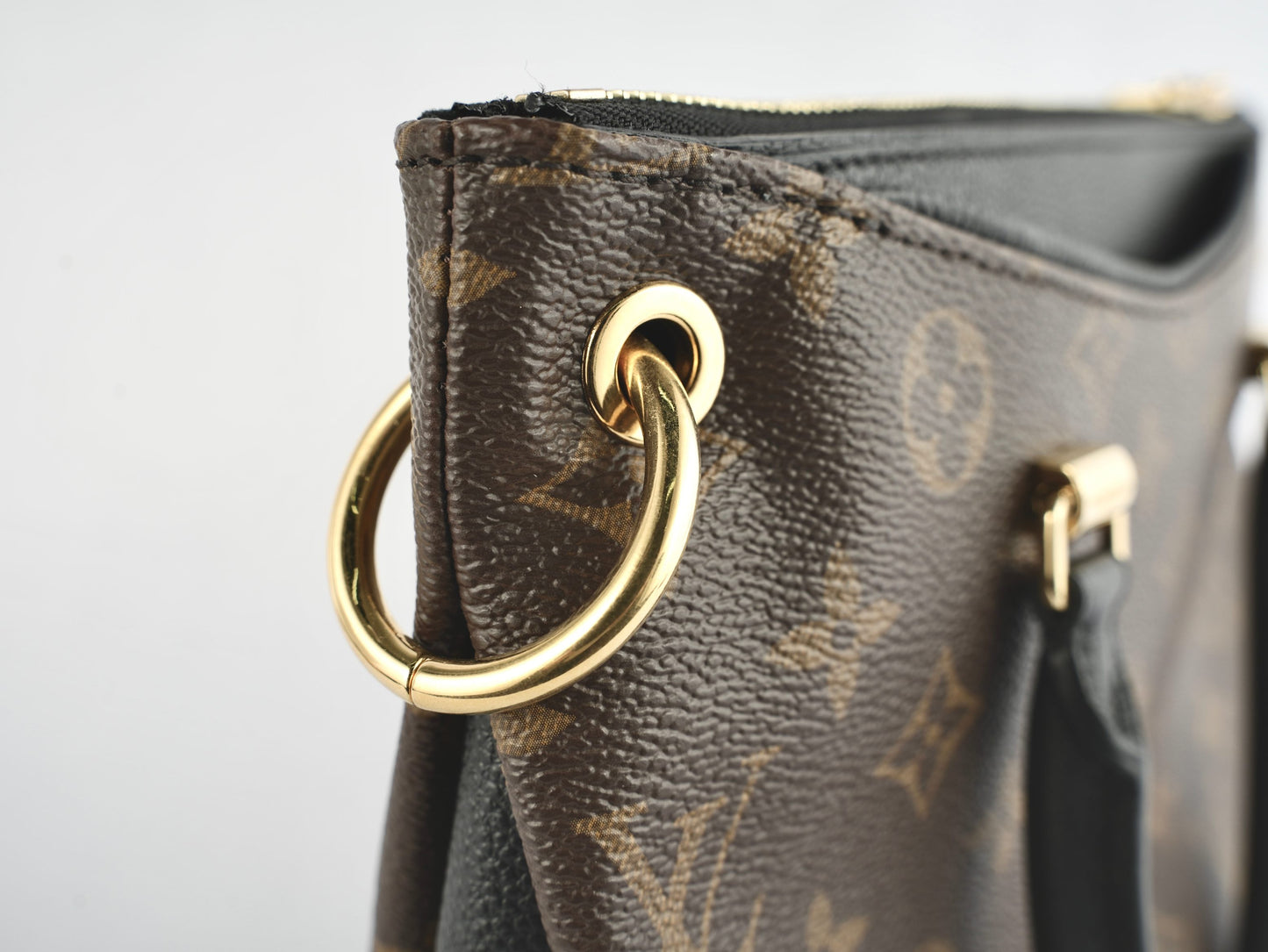 Louis Vuitton Monogram Pallas BB Shoulder Bag M42960