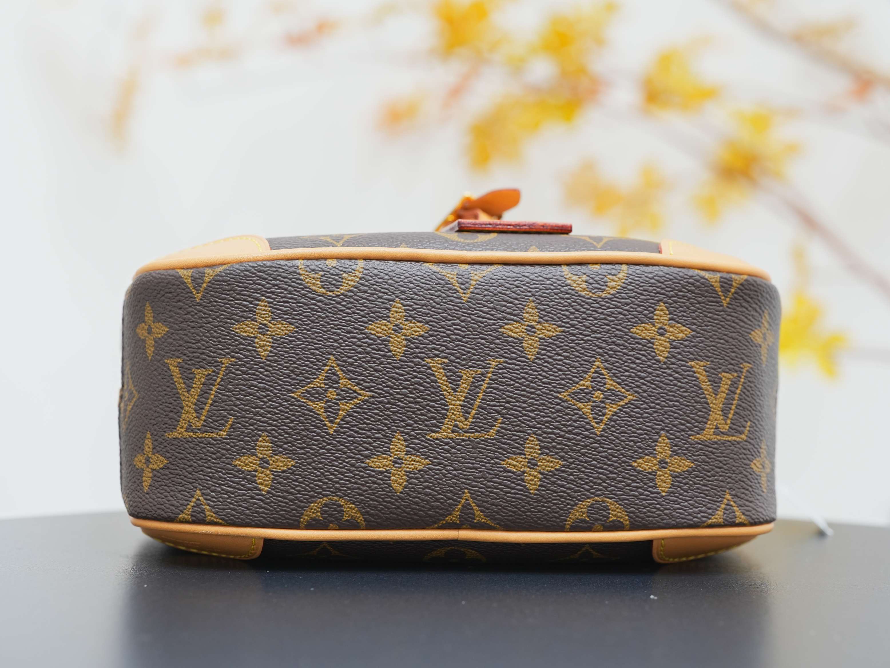 Louis Vuitton | Deauville Monogram Canvas Handbag - Brown, Pre-owned | Authentic Pre-Owned Luxury