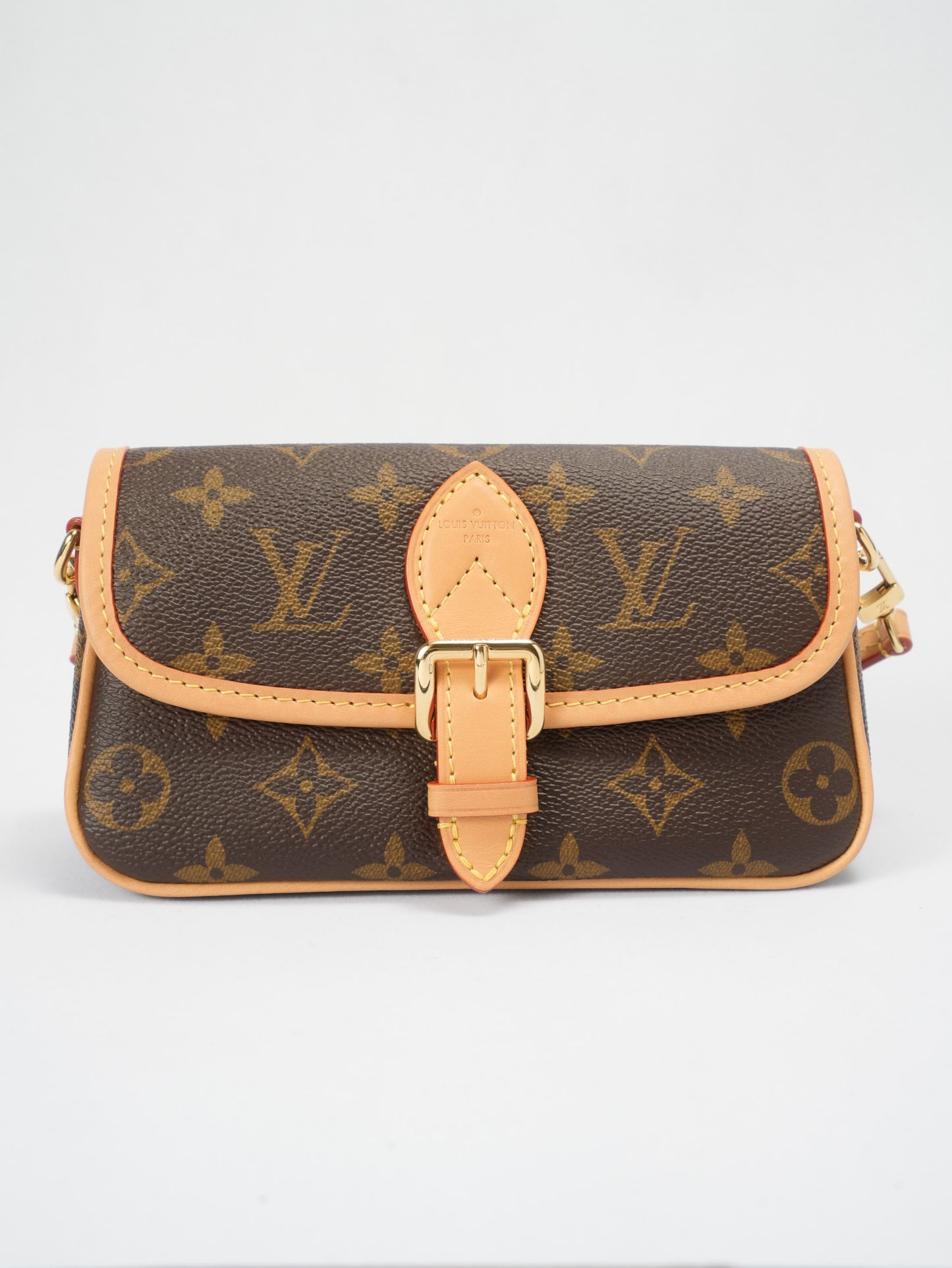 Louis Vuitton Monogram NANO Diane M83298 Chip version