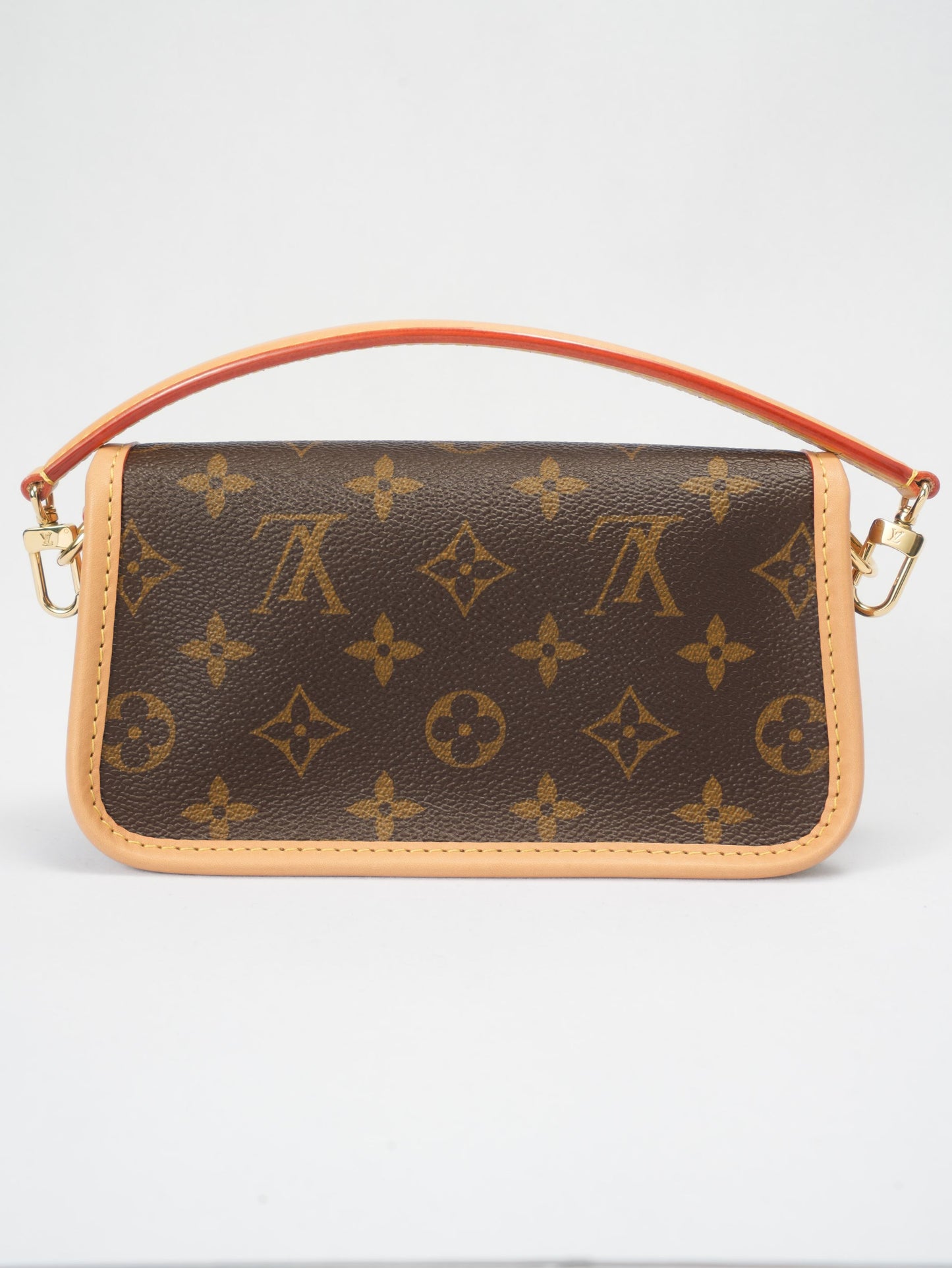 Louis Vuitton Monogram NANO Diane M83298 Chip version