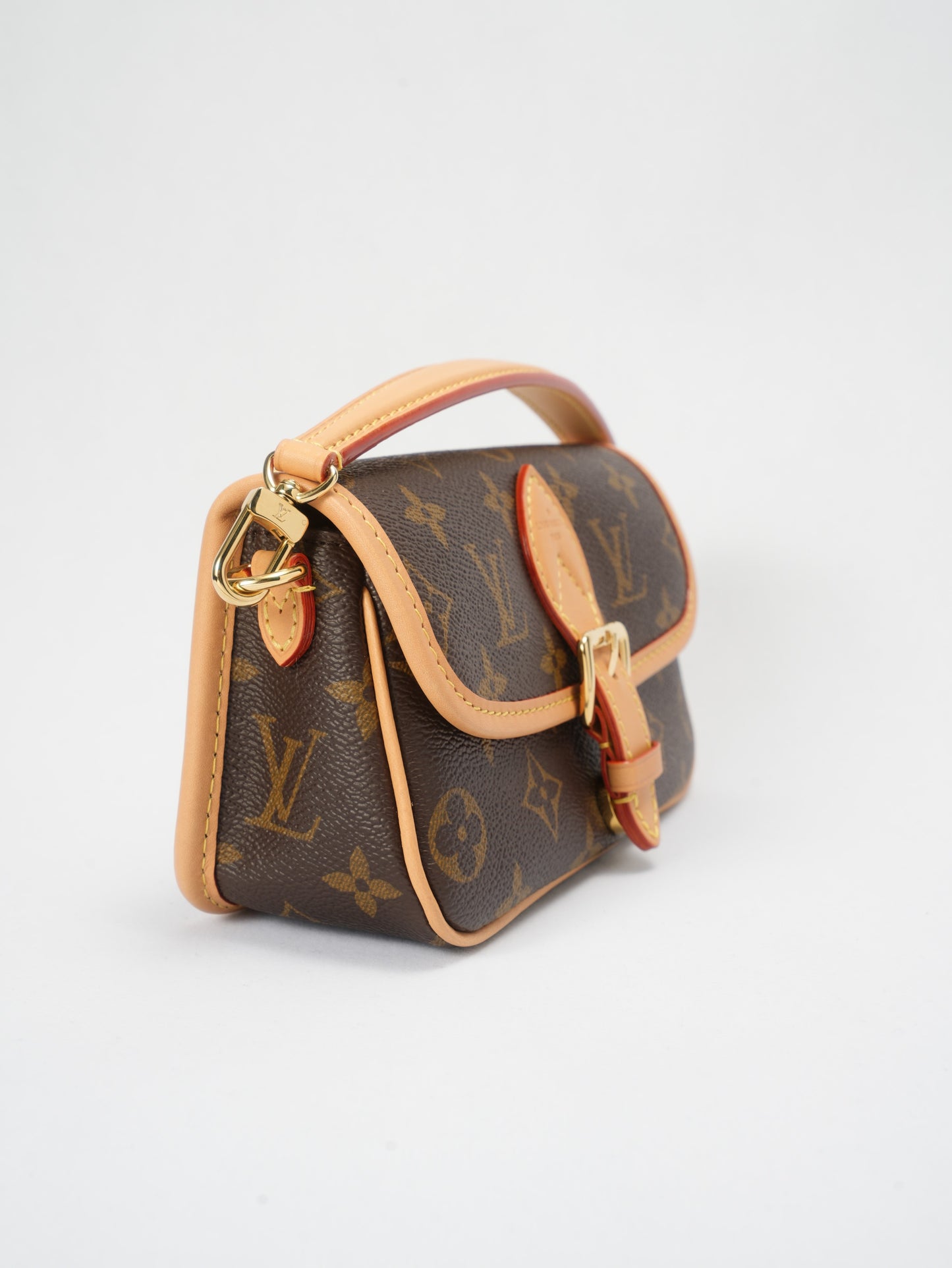 Louis Vuitton Monogram NANO Diane M83298 Chip version