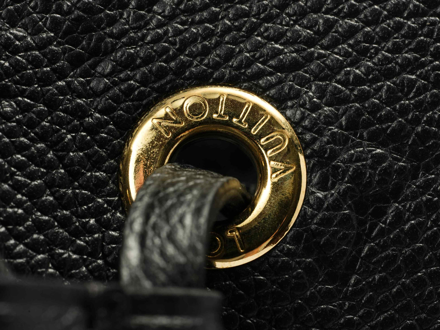 Louis Vuitton Empreinte NéoNoé MM chip version M45256