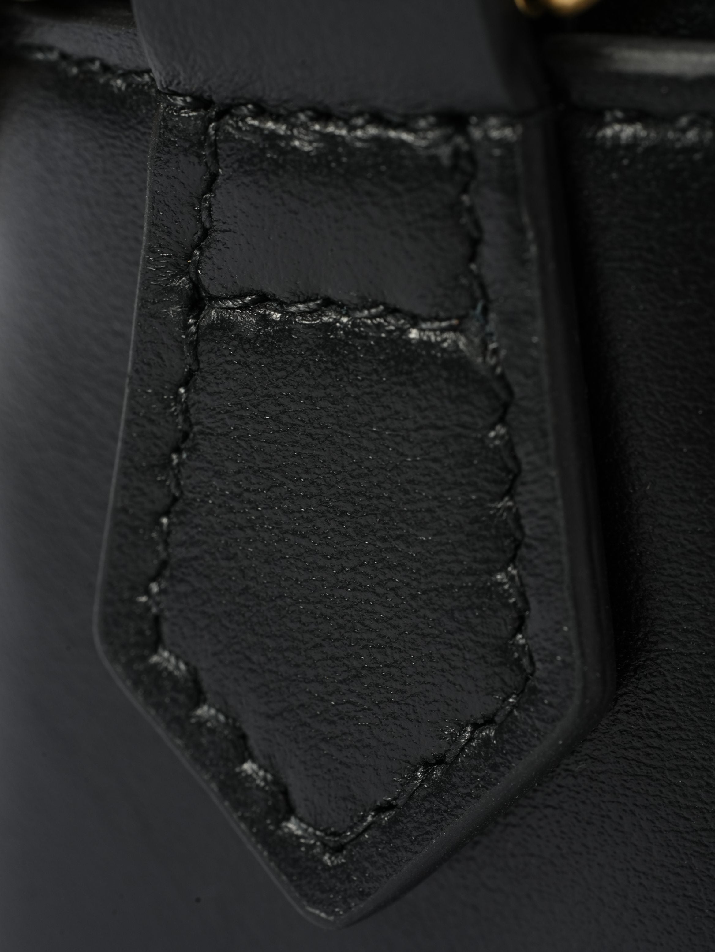 GUCCI Black Marmont Camera Bag Mini - Pre-Owned