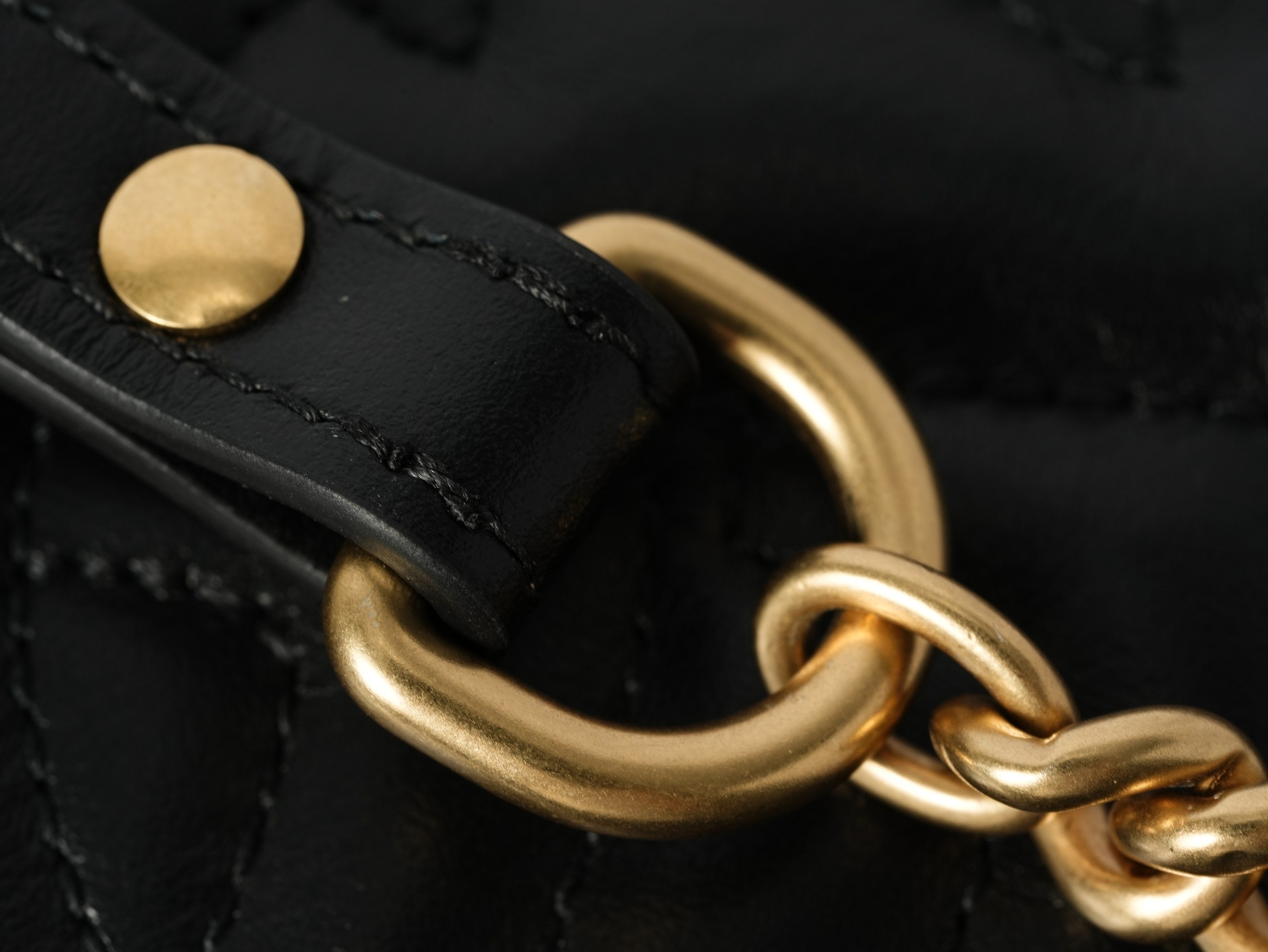 GUCCI Black Marmont Camera Bag Mini - Pre-Owned