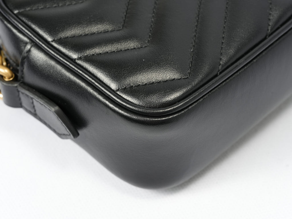 GUCCI Black Marmont Camera Bag Mini - Pre-Owned