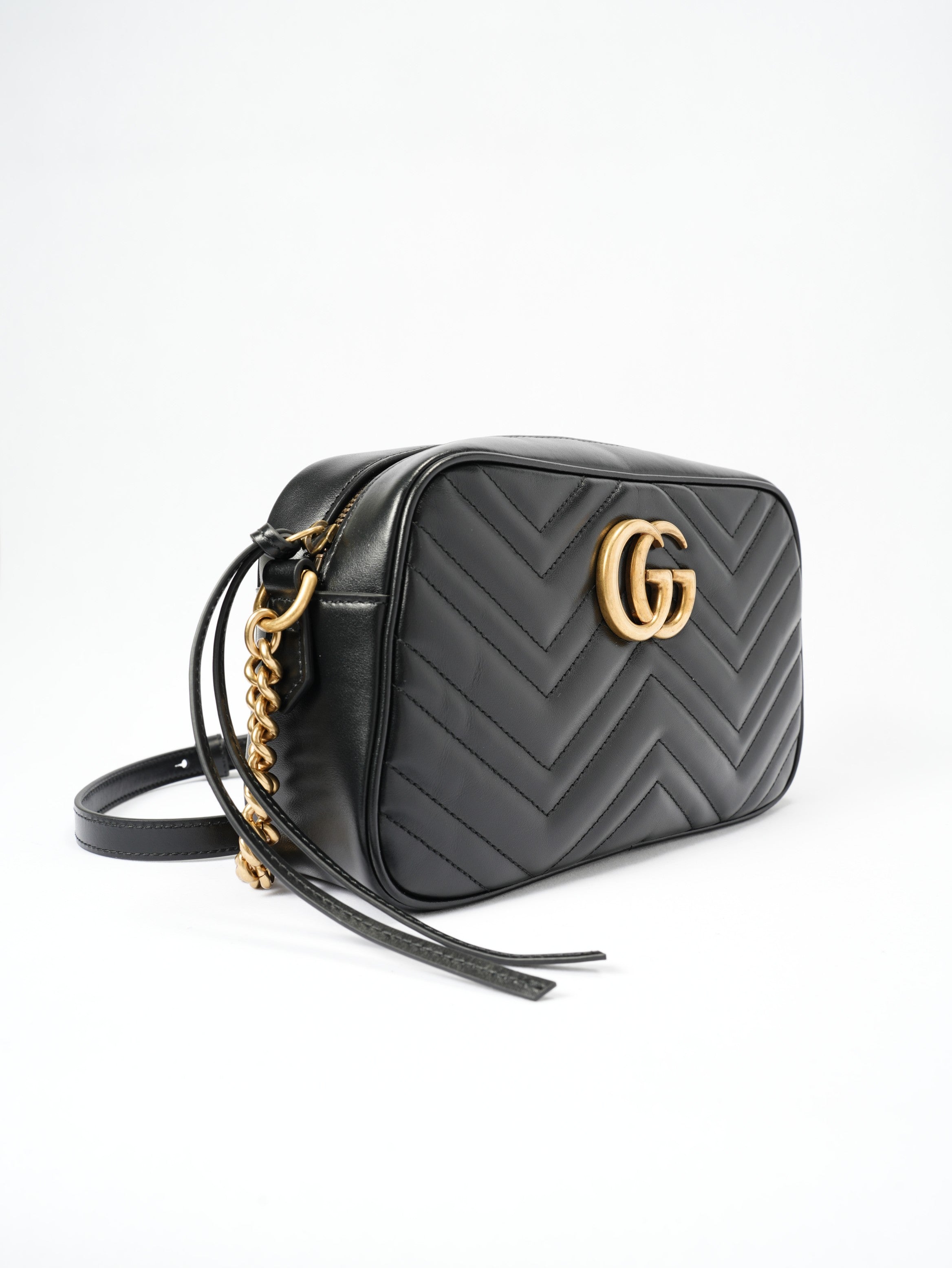GUCCI Black Marmont Camera Bag MM - Pre-Owned
