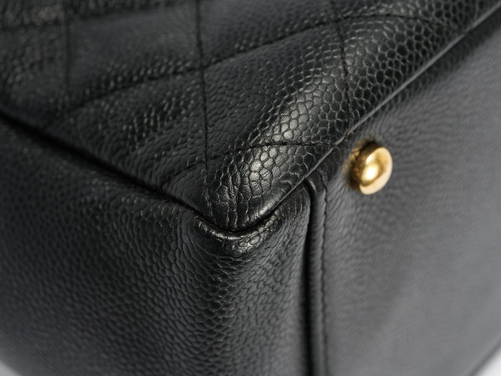 Chanel | Patent Pouch Tote In Black Pebbled Leather with Gold-tone Hardware - | - Pre-Owned