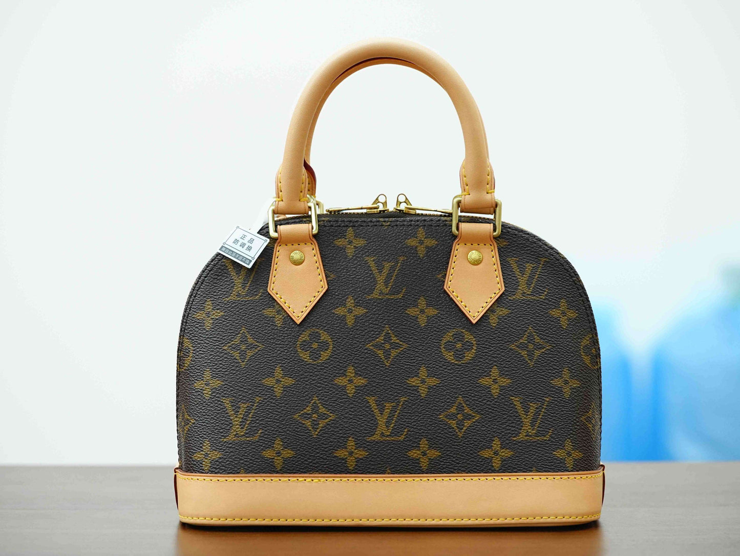 Louis Vuitton Alma BB - Monogram Canvas
