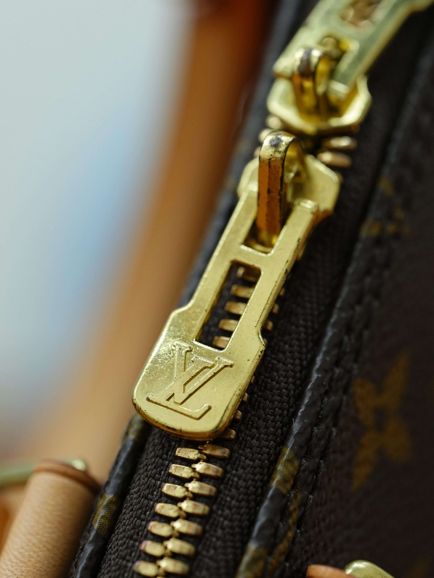 Louis Vuitton Alma BB - Monogram Canvas
