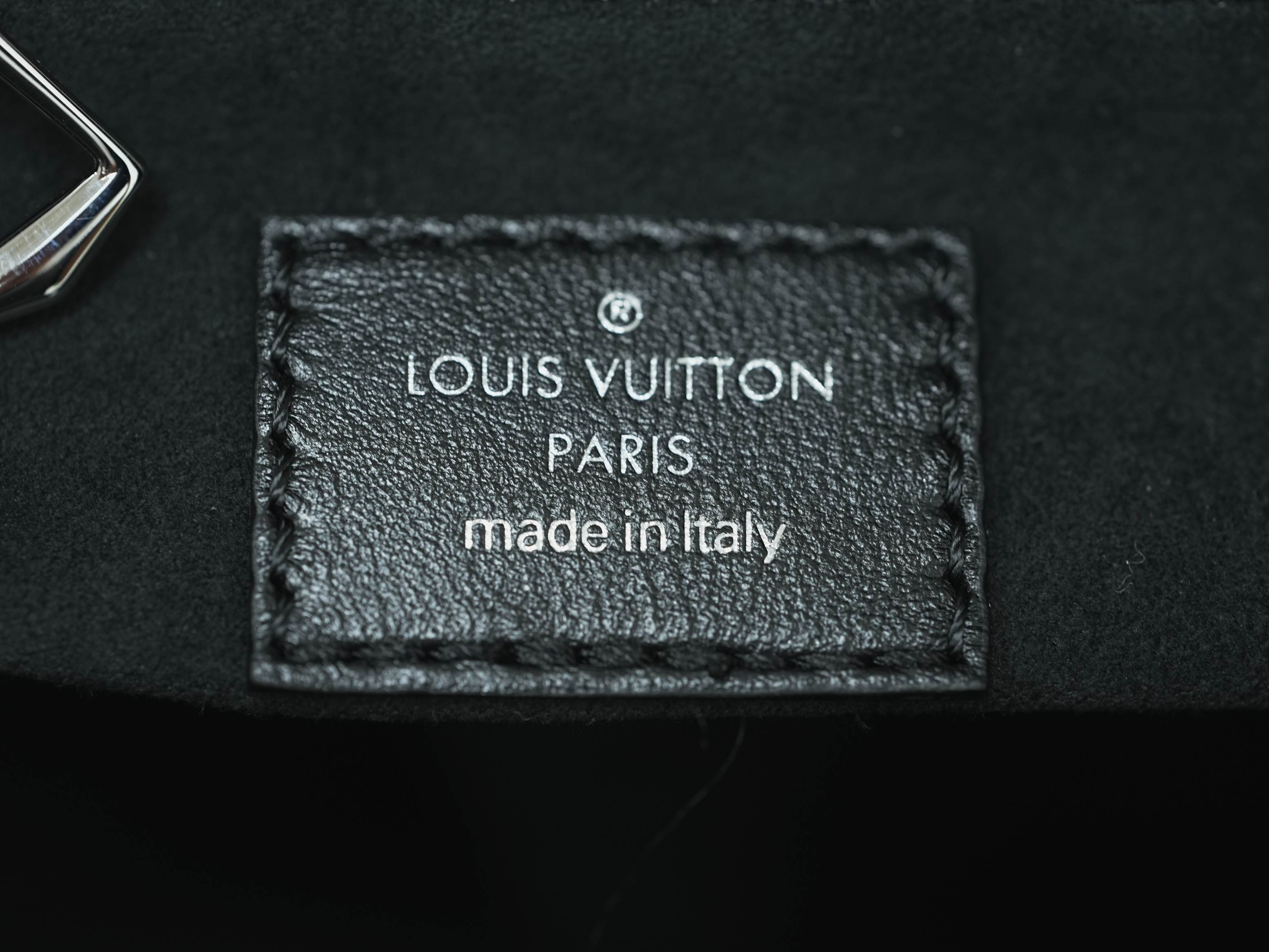 Louis Vuitton CarryAll Cargo Vibe PM Shoulder Bag - Black, Pre-Owned