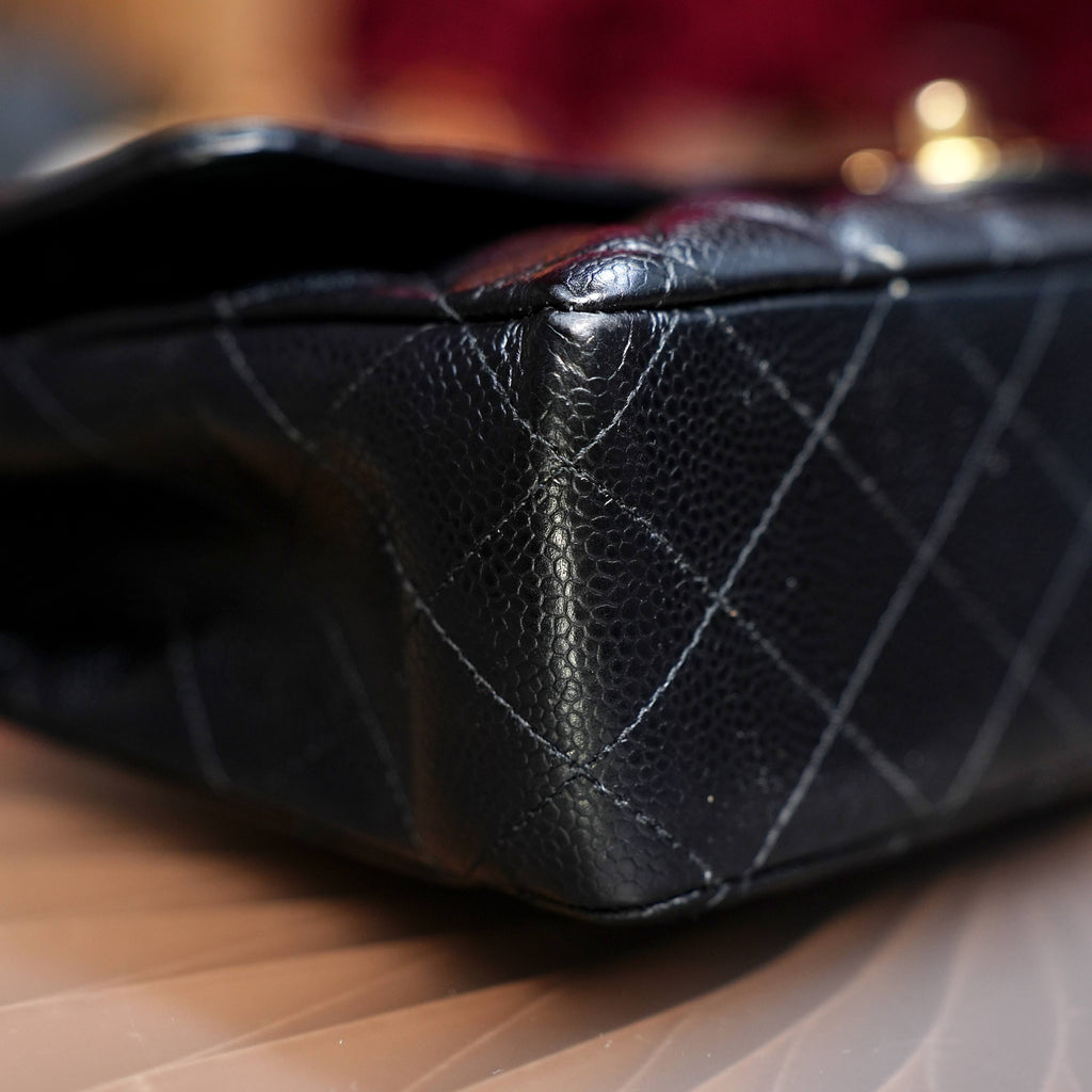 CHANEL Classic Flap Medium from the 17-Series.