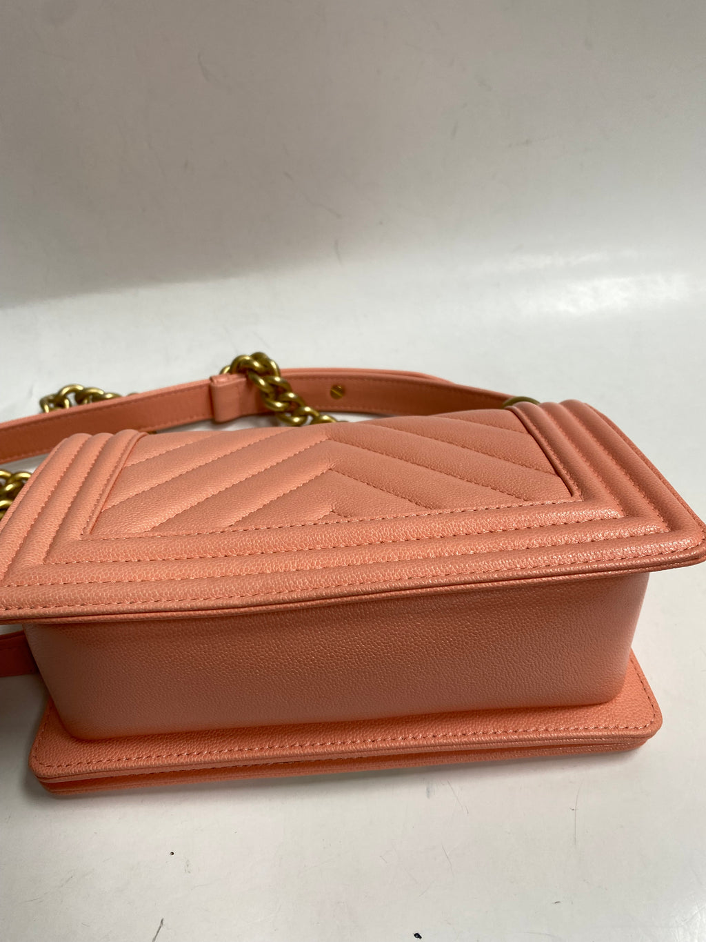 CHANEL Chevron Quilted Small Le Boy Bag Pink with Microchip