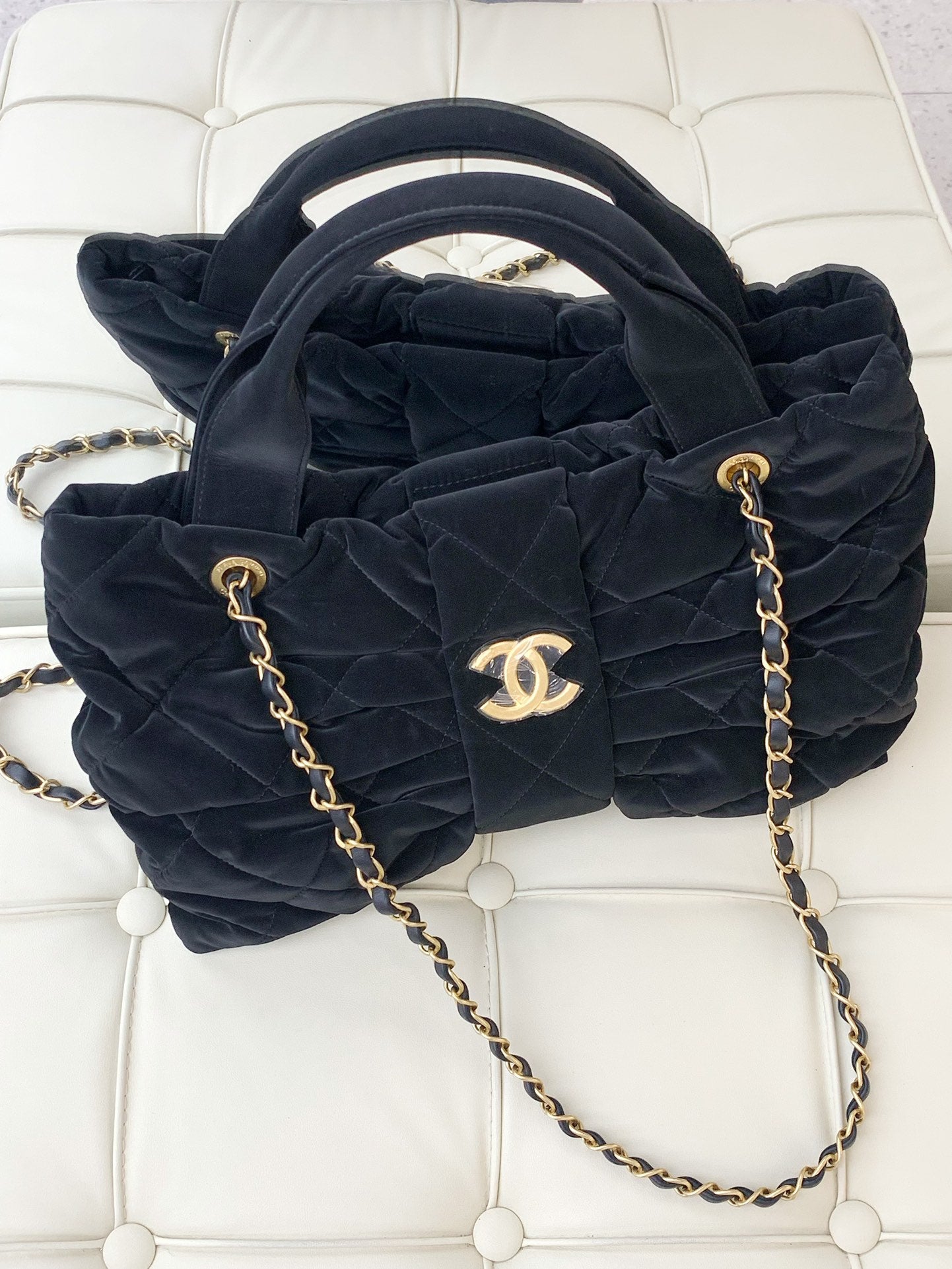 Chanel Chain MM Top Handle Shoulder Bag Black Gold Hardware Women S