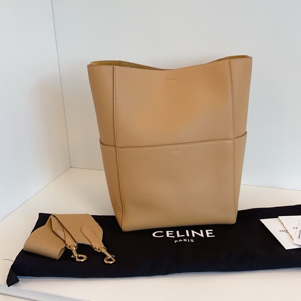 Excellent Celine Sangle Bucket MM Calfskin Shoulder Bag Crossbody Gold Hardware