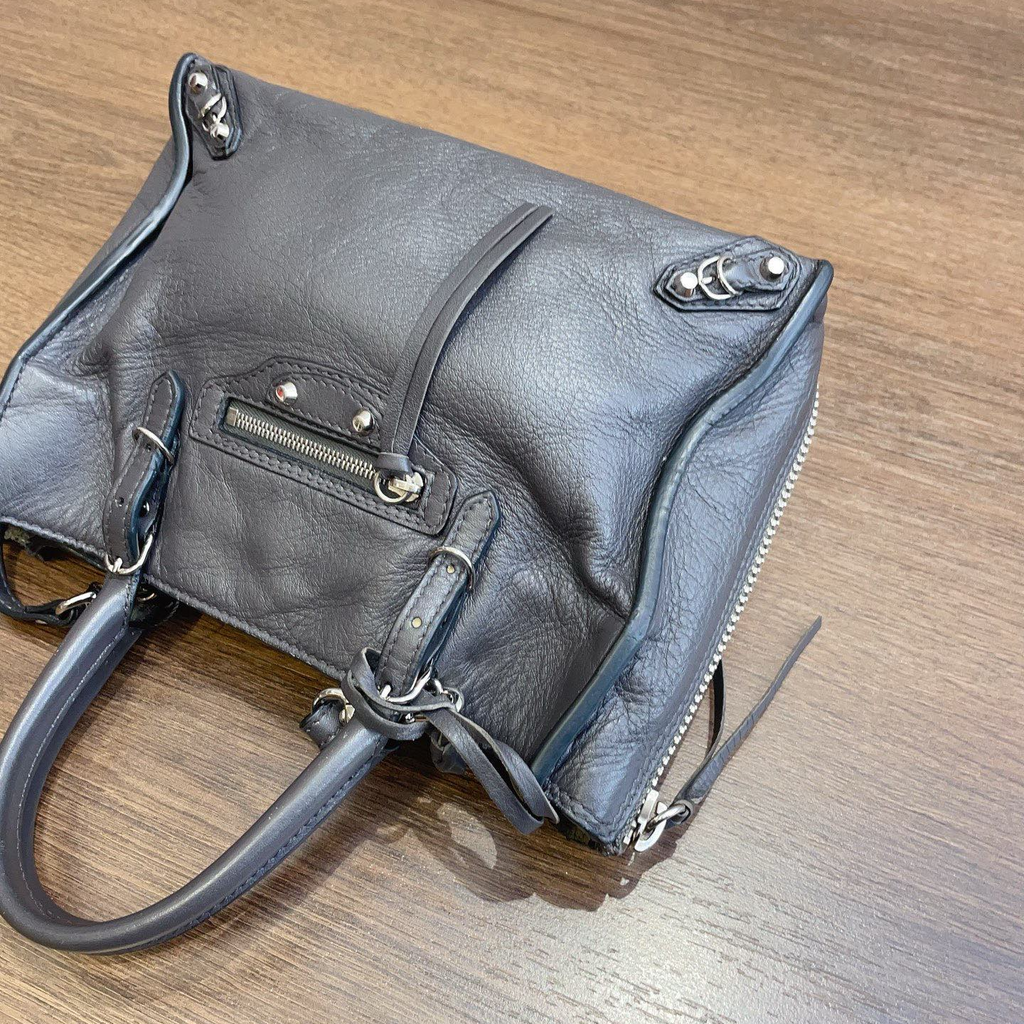 Balenciaga Neo Classic City Bag Top Handle Bag Gray Silver Used Women Fashion