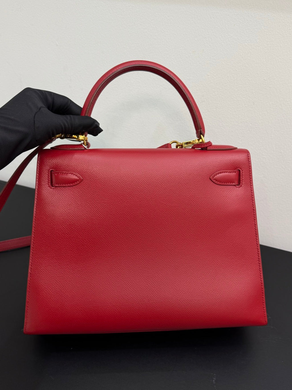 Authentic Hermes Kelly28 Red Handbag Gold Hardware Classic