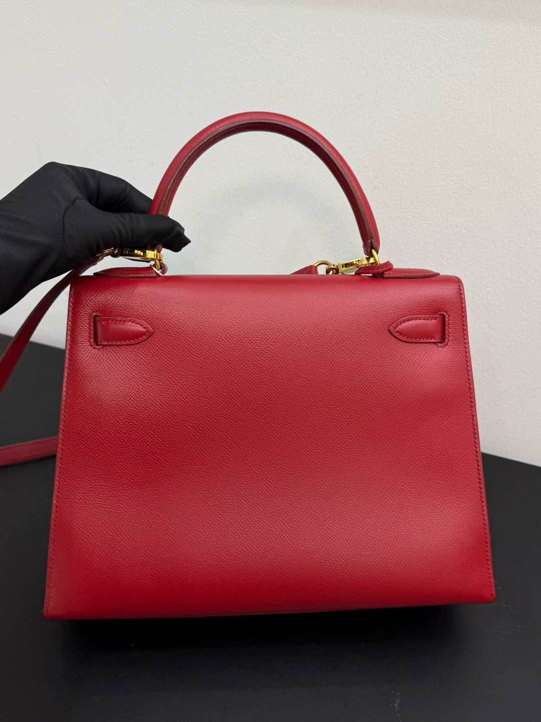 Authentic Hermes Kelly28 Red Handbag Gold Hardware Classic