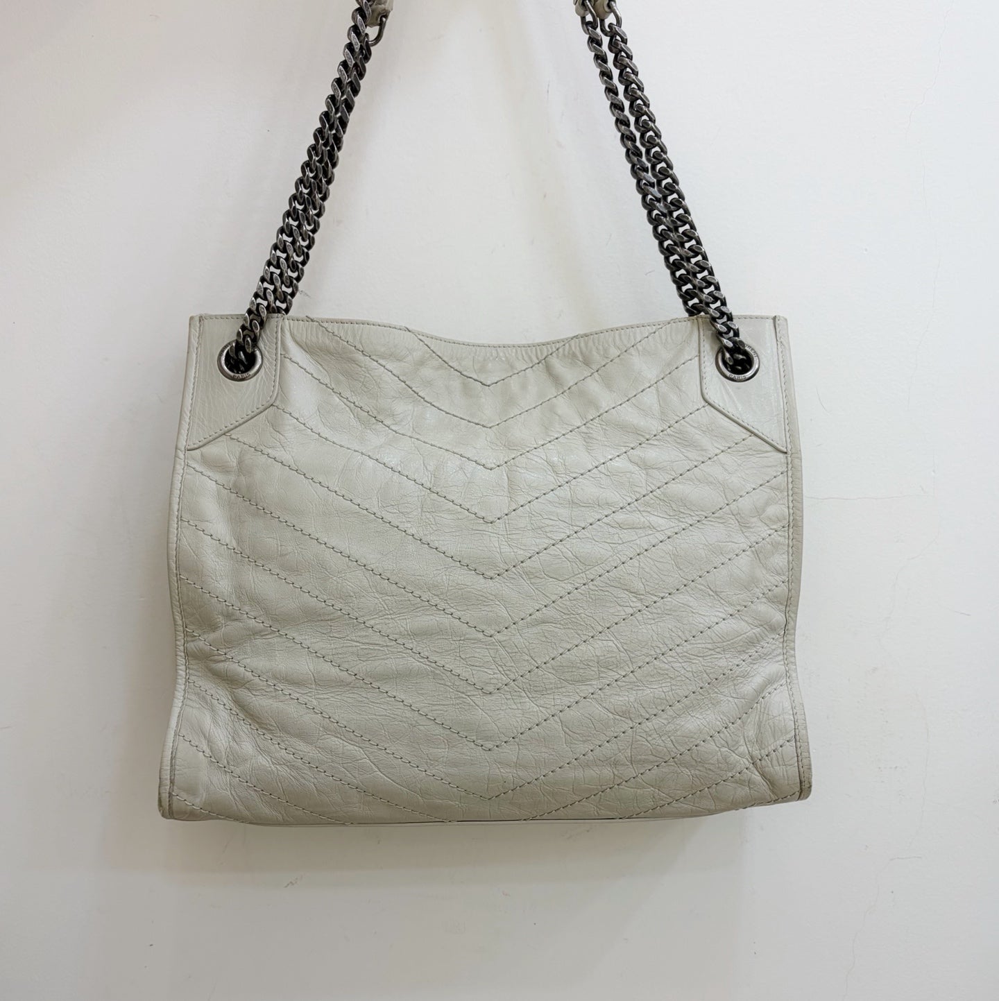 Saint Laurent Niki White Silver Shoulder Bag Chain Bag Excellent