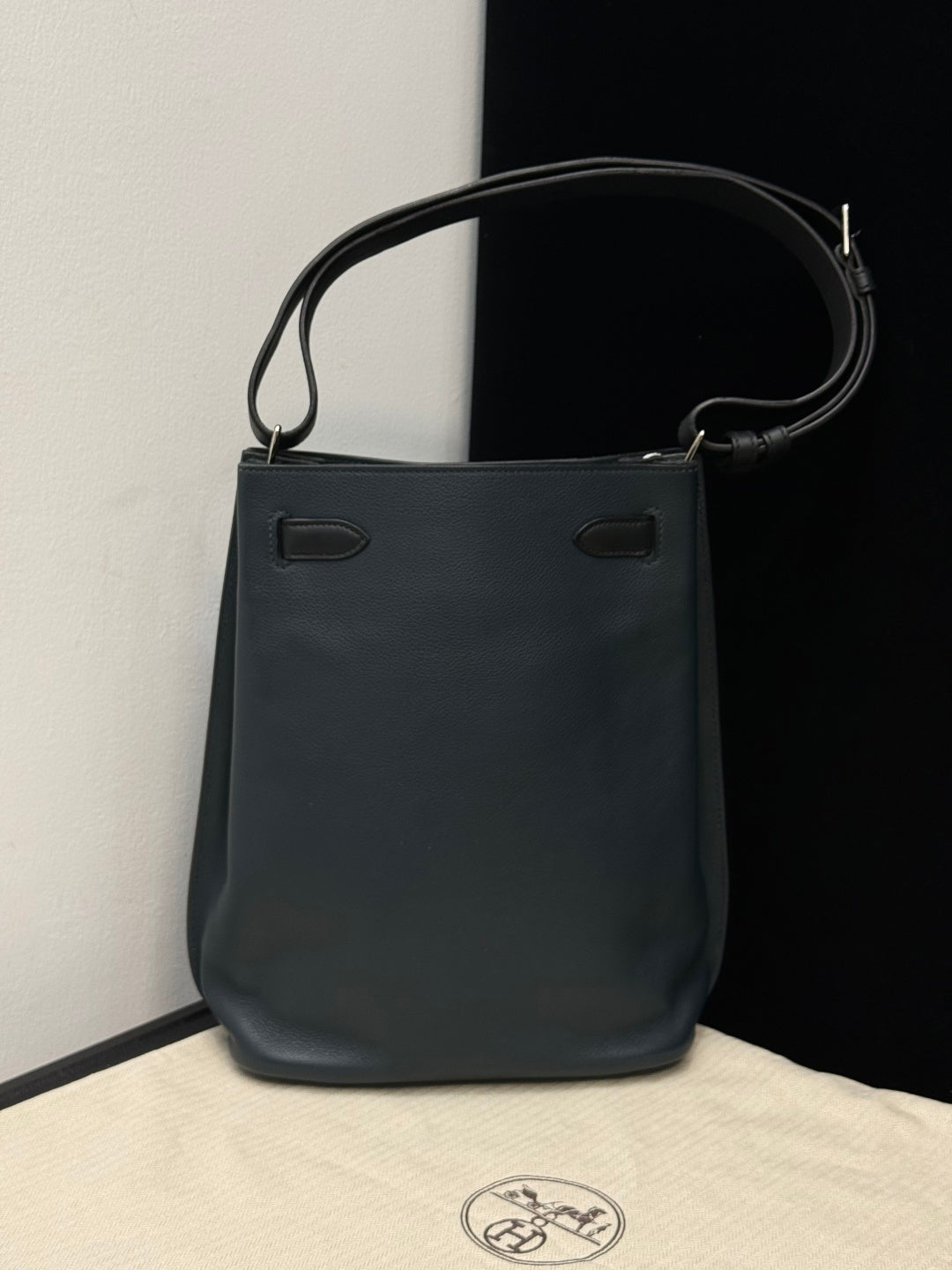 Hermes So Kelly22 Blue Black 2Way Shoulder Bag Crossbody Silver Hardware