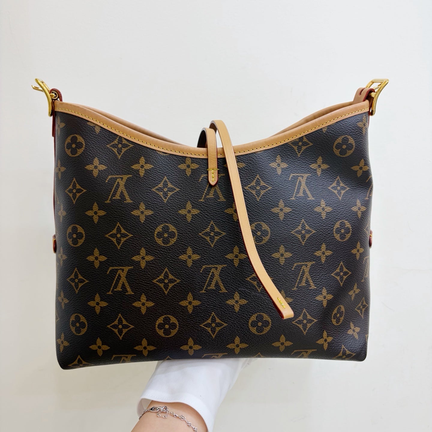 Chip Version Louis Vuitton Carryall PM Monogram Canvas Shoulder Bag Crossbody