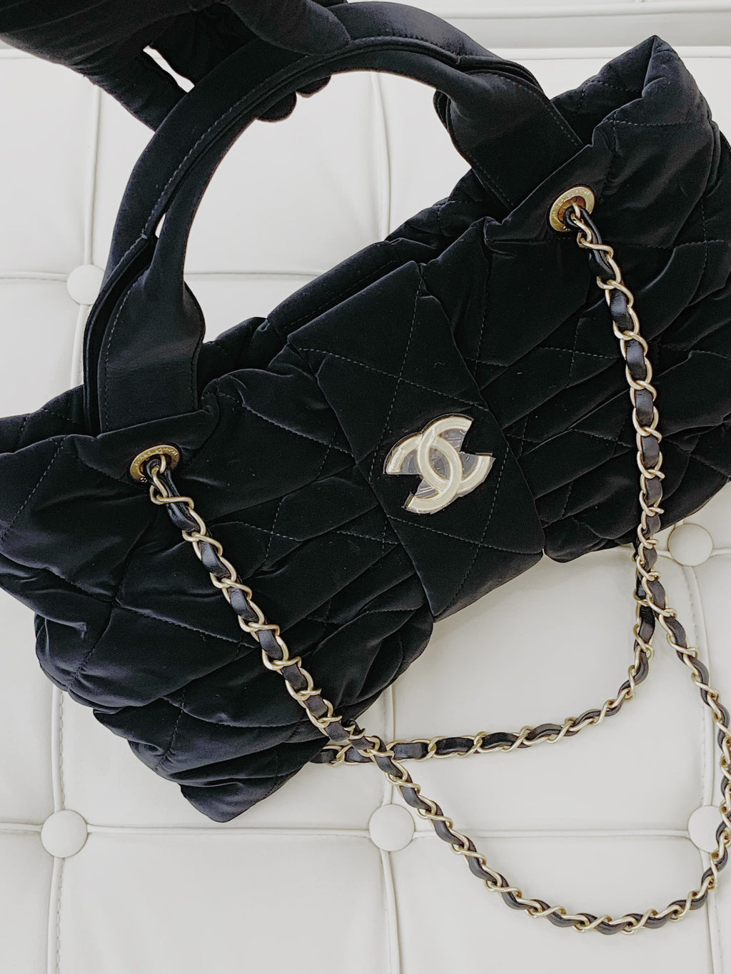 Chanel Chain MM Top Handle Shoulder Bag Black Gold Hardware Women S