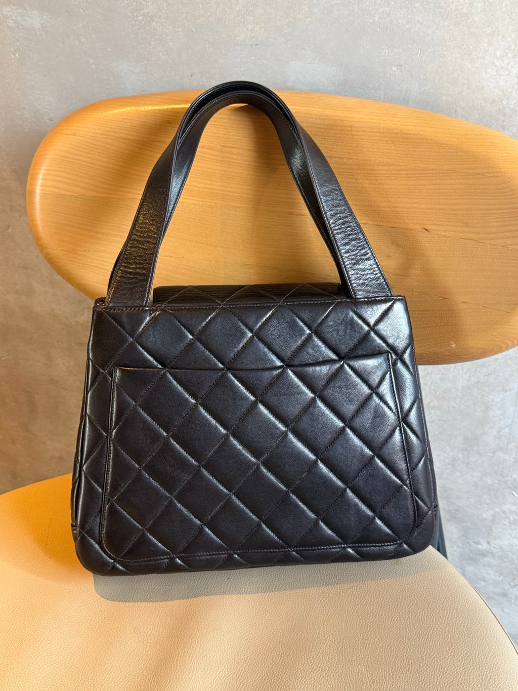 Authentic Chanel Kelly Lambskin Shoulder Bag Black Gold Hardware