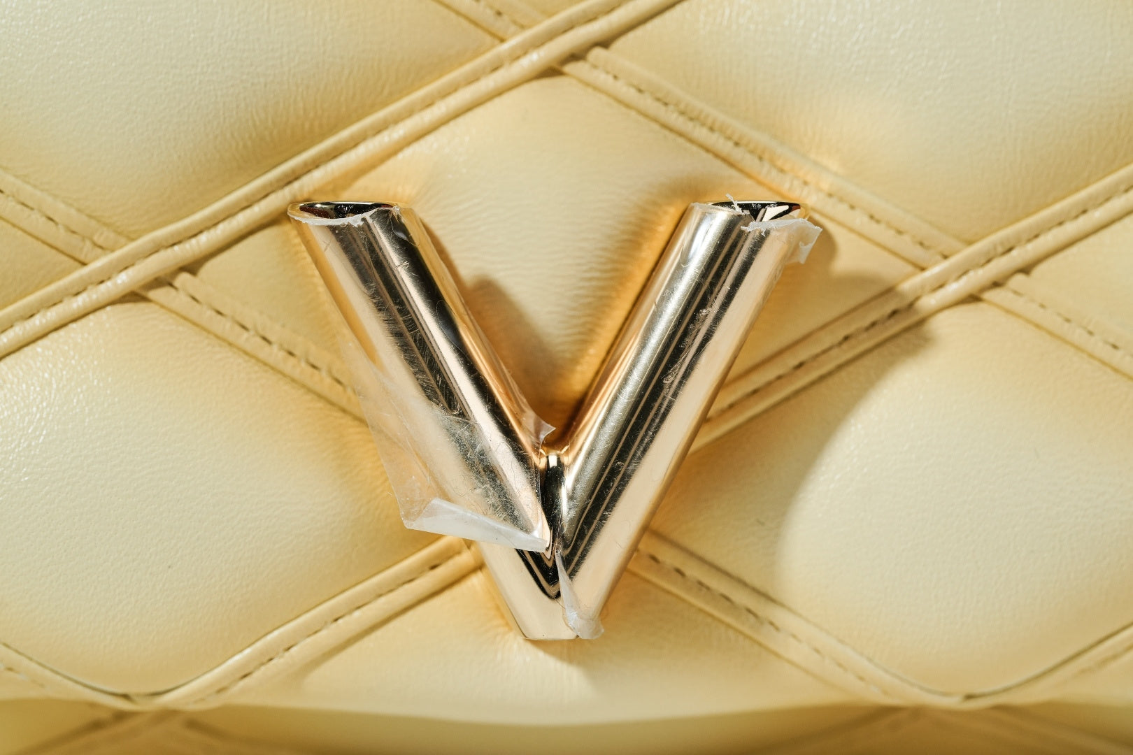 Louis Vuitton Pico Go-14 Chain Shoulder Crossbody Bag Yellow Gold Women