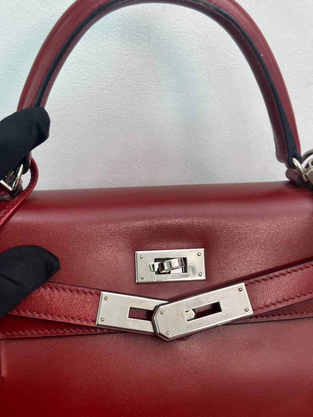 Hermes Kelly28 Box Leather Red Handbag Silver Hardware With Crossbody Strap