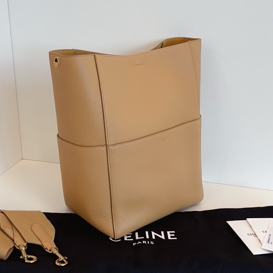 Excellent Celine Sangle Bucket MM Calfskin Shoulder Bag Crossbody Gold Hardware