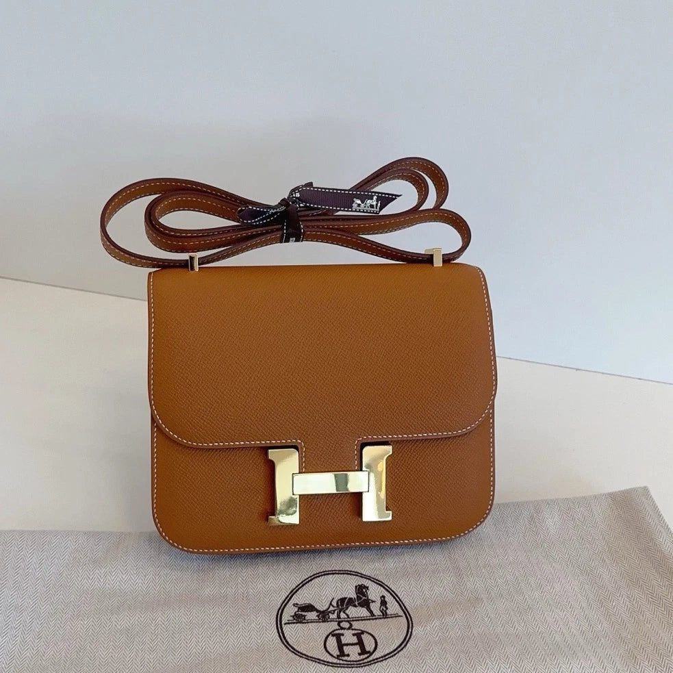 Authentic Hermes Constance19 Epsom Leather Shoulder Crossbody Silver Hardware