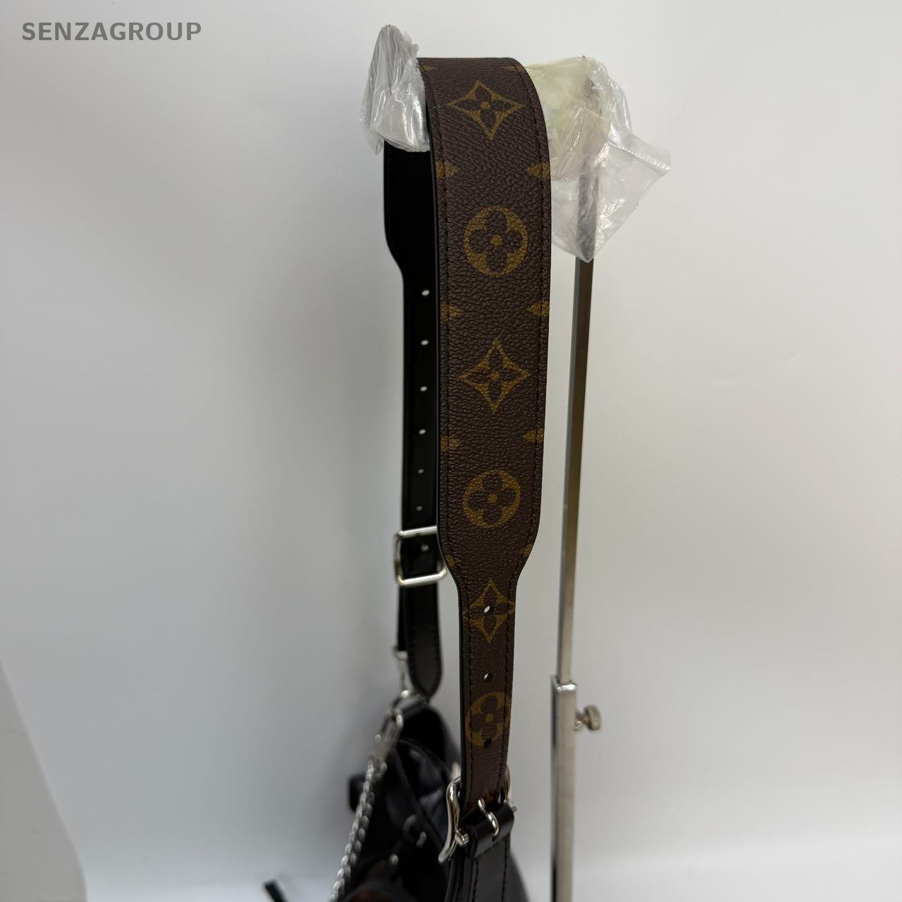 SJ0001 Louis Vuitton Carryall Cargo pm