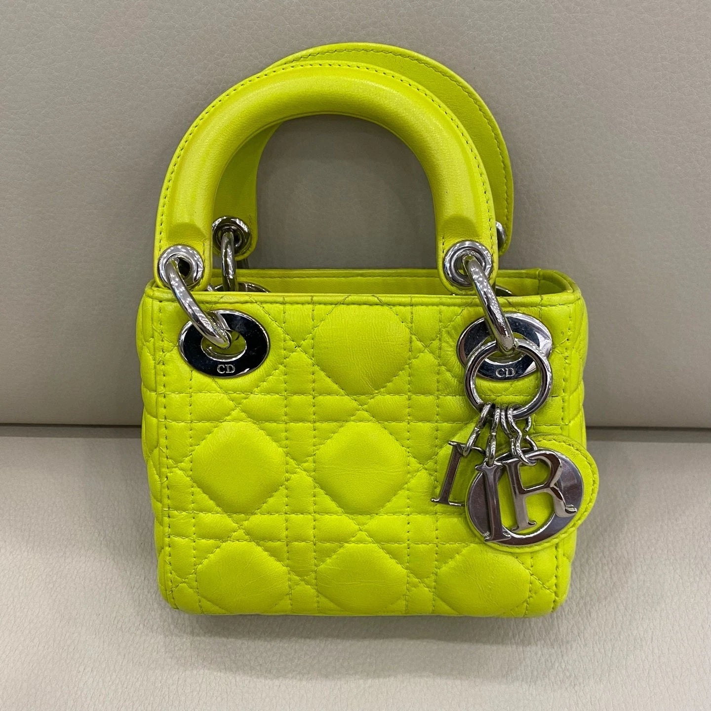Dior Lady Dior Top Handle Excellent