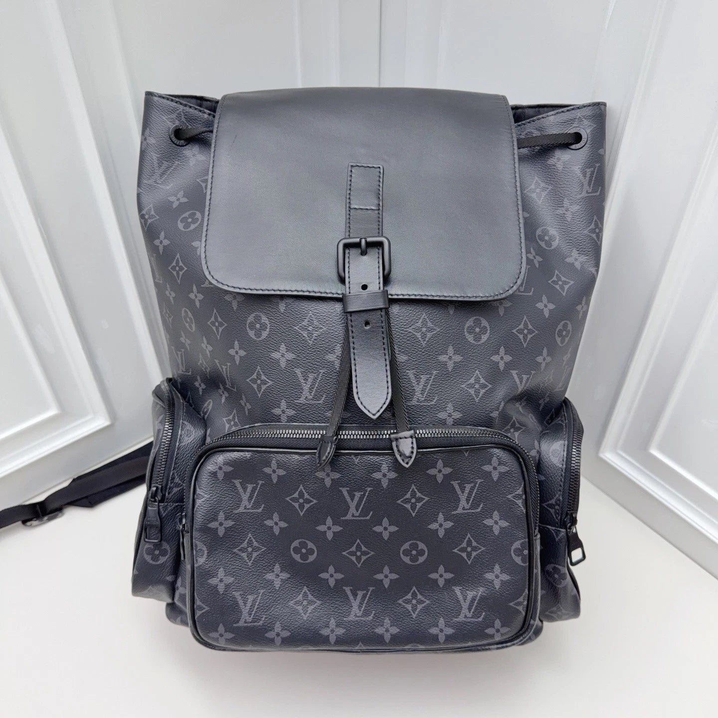 Louis Vuitton Black Monogram Eclipse Men's Backpack Classic