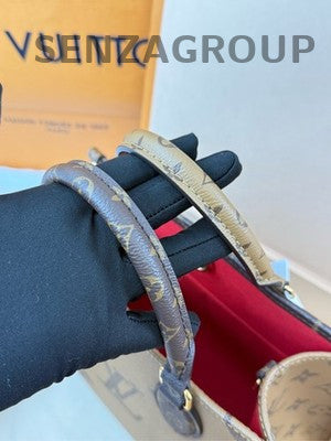 Louis Vuitton OnTheGo MM Monogram Tote Bag - Women's Classic Handbag