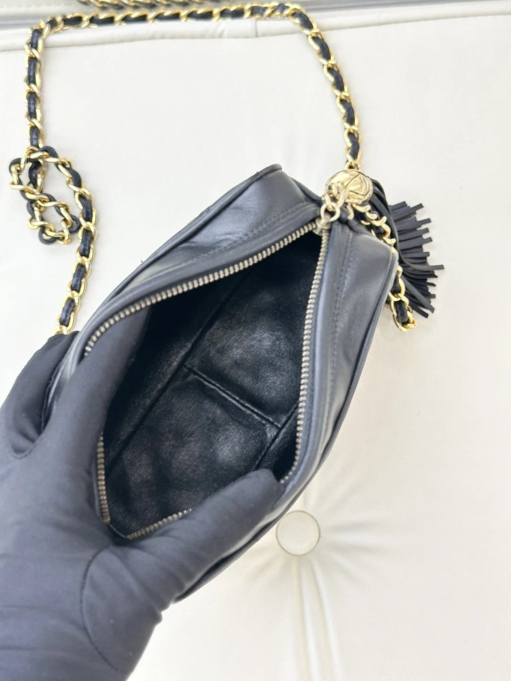 Chanel Vintage Lambskin Chain Shoulder Crossbody Bag Black Gold Hardware Women S