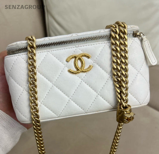 Chanel 23B Chain Lambskin Crossbody Shoulder Bag Diamond White Women Classic