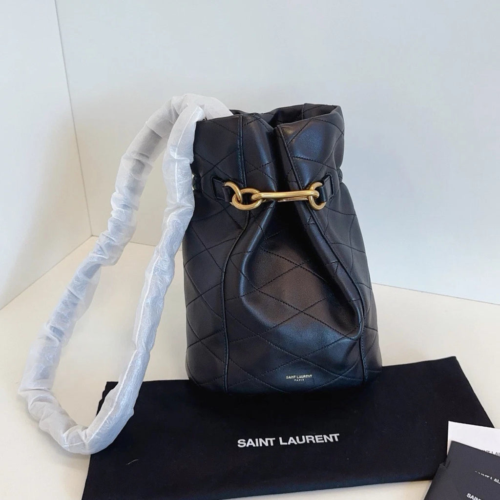 Excellent Saint Laurent Le Maillon Black Quilted Bucket Gold Chain Crossbody
