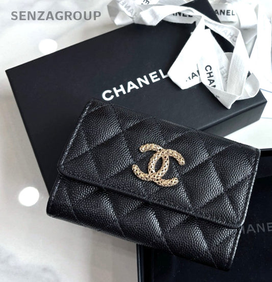 CHANEL CC Card pack Calfskin Black Chip Version Almost Brand NEW