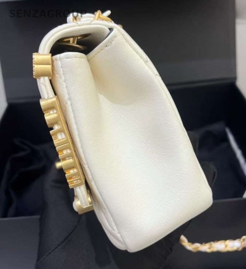 Chanel Chain Diamond Shoulder Bag Crossbody White Gold Diamond Women Classic