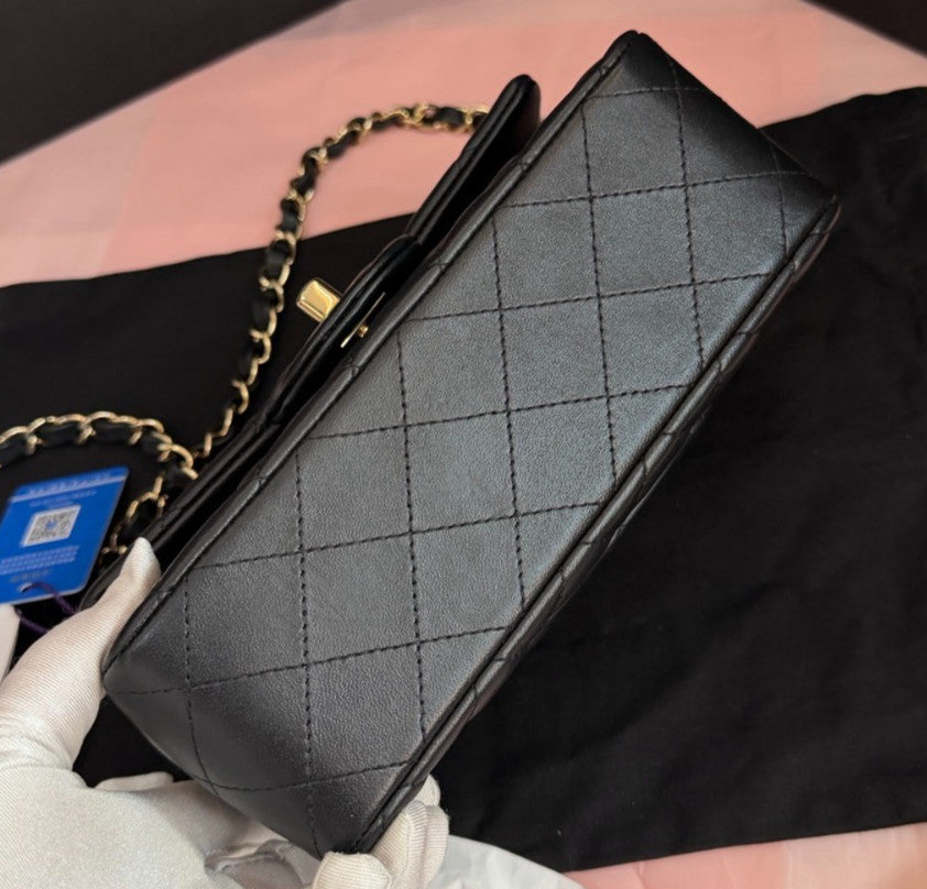 Chanel Classic Flap Mini Lambskin Chain Shoulder Bag Crossbody Black Gold Women