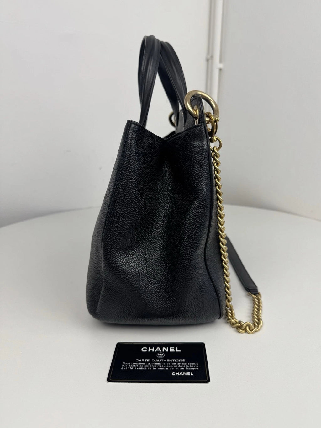 Authentic Chanel Calfskin Tote Black Handbag Gold Chain Shoulder Bag Turnlock