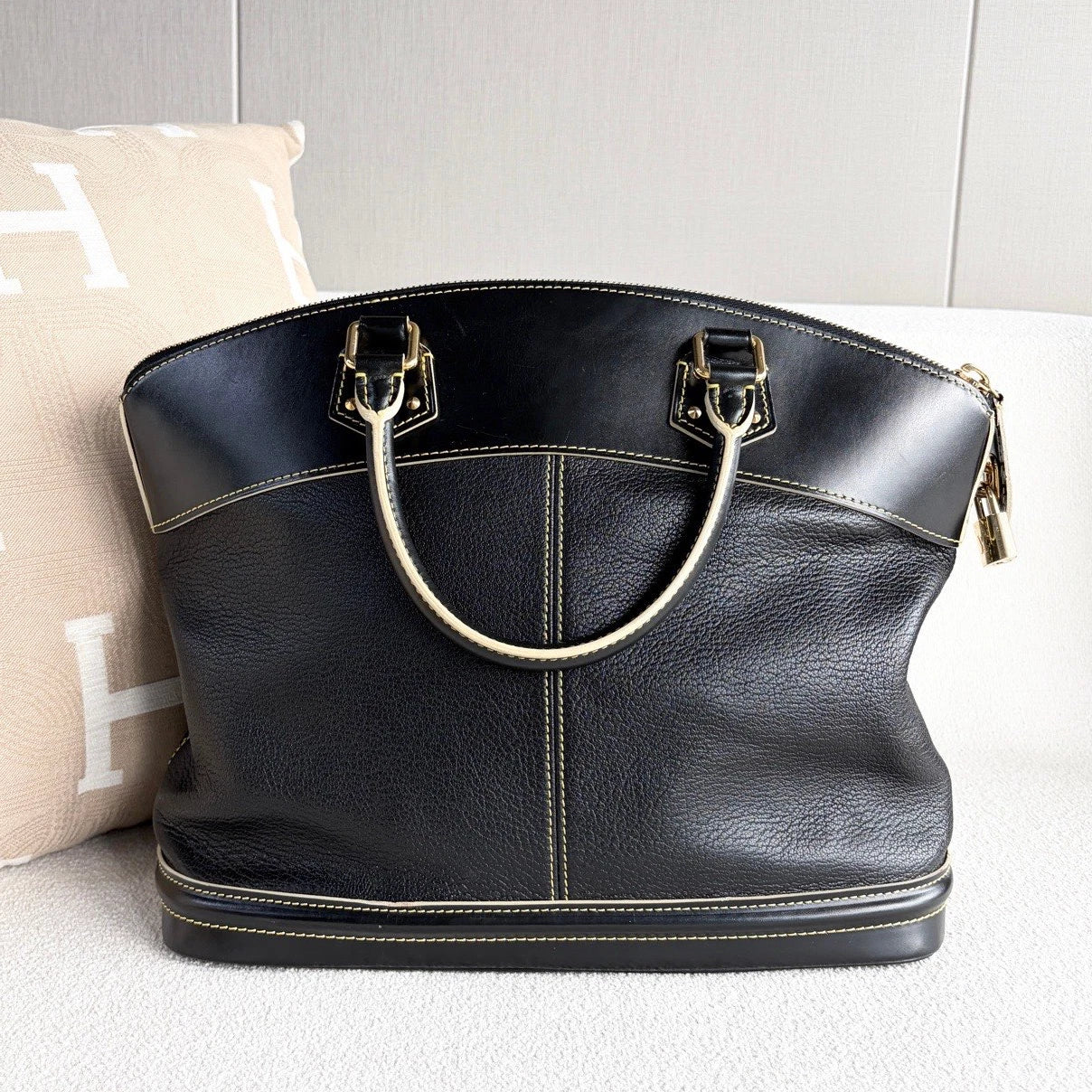 Louis Vuitton Suhali Calfskin Top Handle Bag Black Gold Women Classic