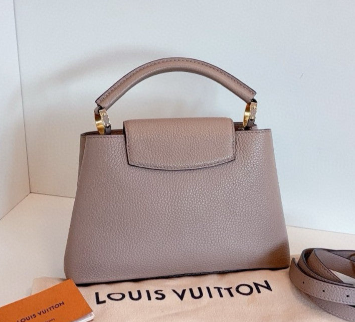 Louis Vuitton Capucines BB Top Handle Crossbody Gray Gold Used Women Classic