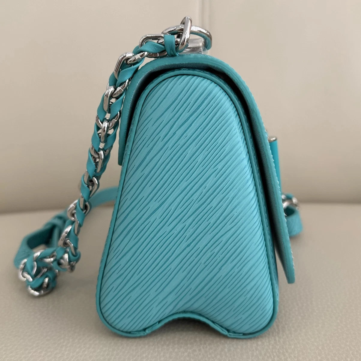 Authentic Louis Vuitton Twist Small Green Calfskin Shoulder Bag For Women
